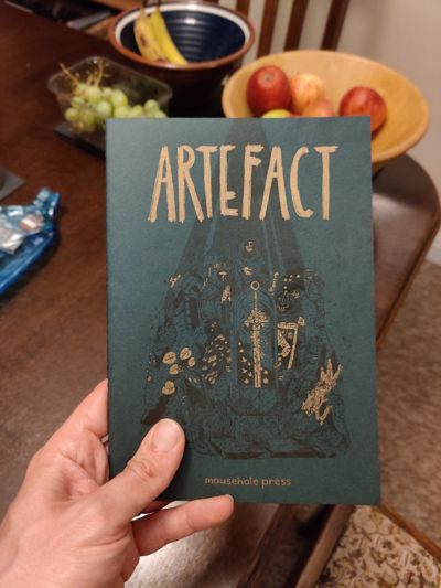 The pretty green Artefact zine